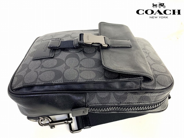 хорошая вещь * бесплатная доставка * Coach мужской COACH грузовик упаковка signature плечо сумка "body" C2711