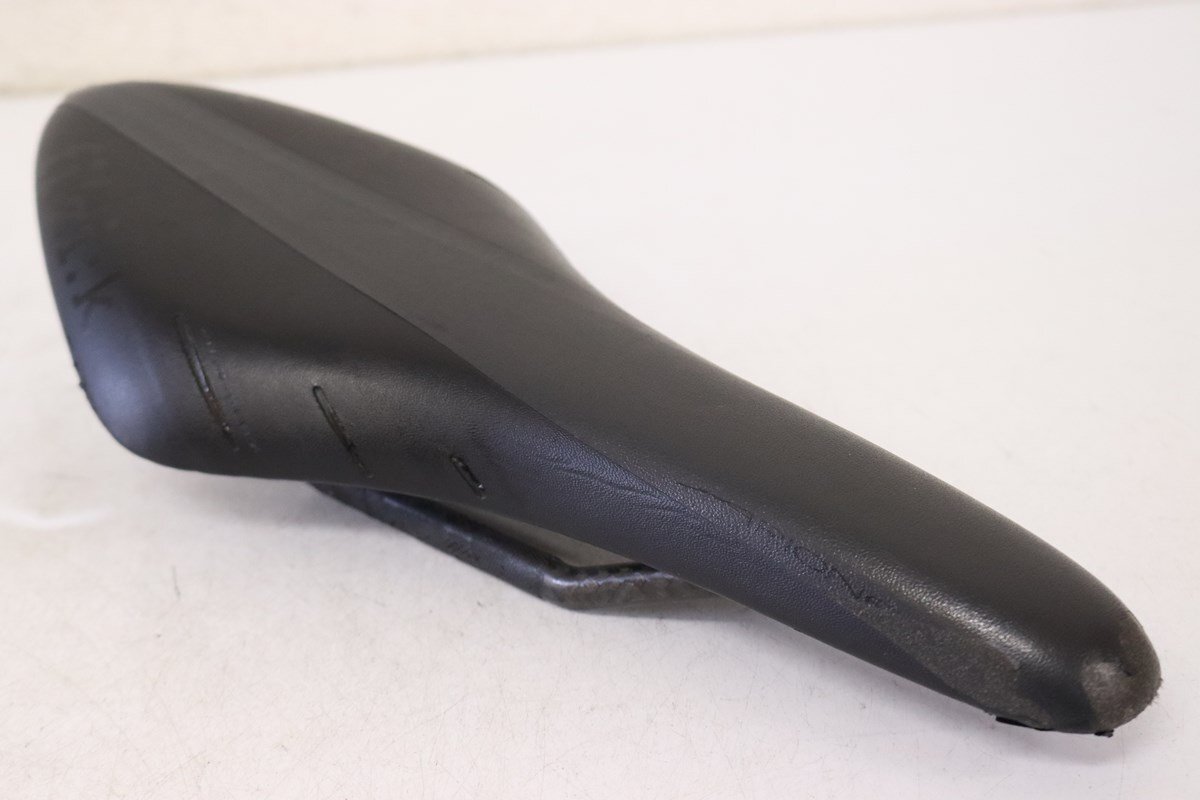 ★fi'zi:k フィジーク ARIONE サドル CARBON BRAIDED ジャンク品