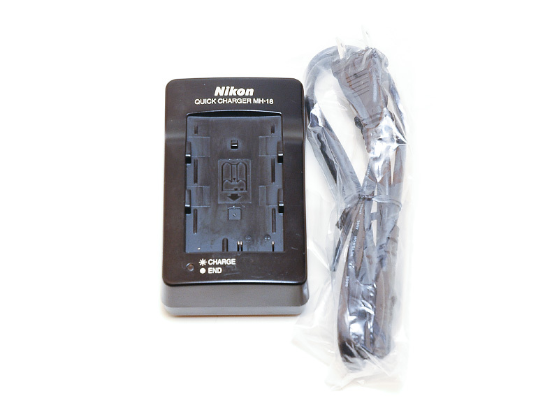 ★ Nikon 急速充電器【 Nikon MH-18 】中古美品1 ★