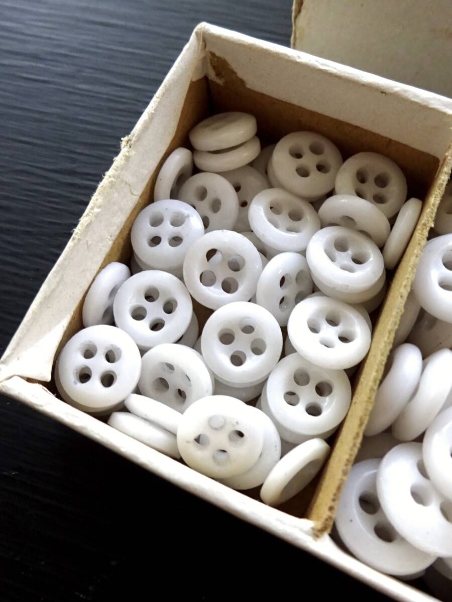 15点 】フランス ガラス ボタン 10mm ホワイト 白 装身具 縫製