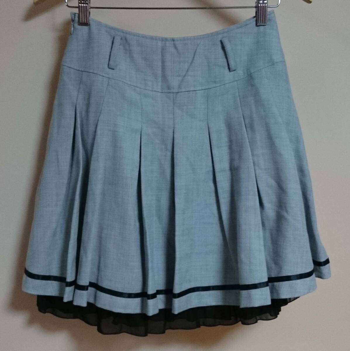 LUCCICA [ルチカ]プリーツスカート/ウエスト:64cm/グレー×ブラック/ひざ丈/ボトムス/古著