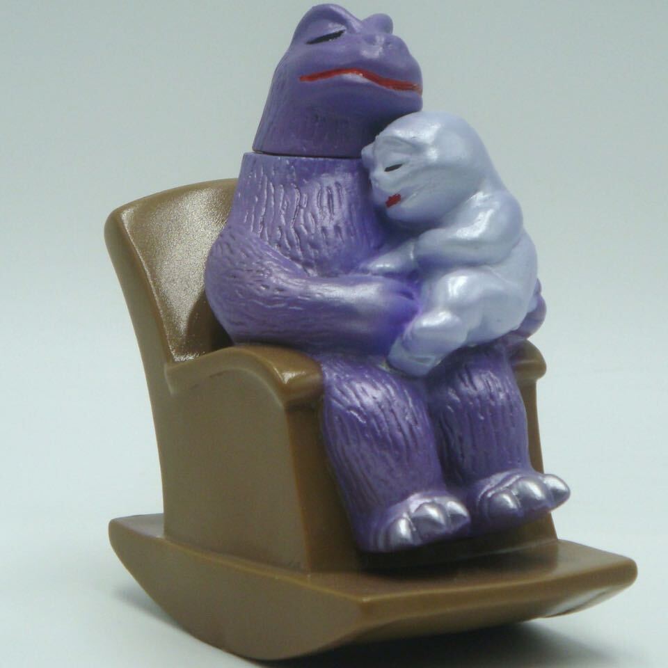 ファッションの Yahoo!オークション ロッキン キャラクティックス Charactics - ゴジラ