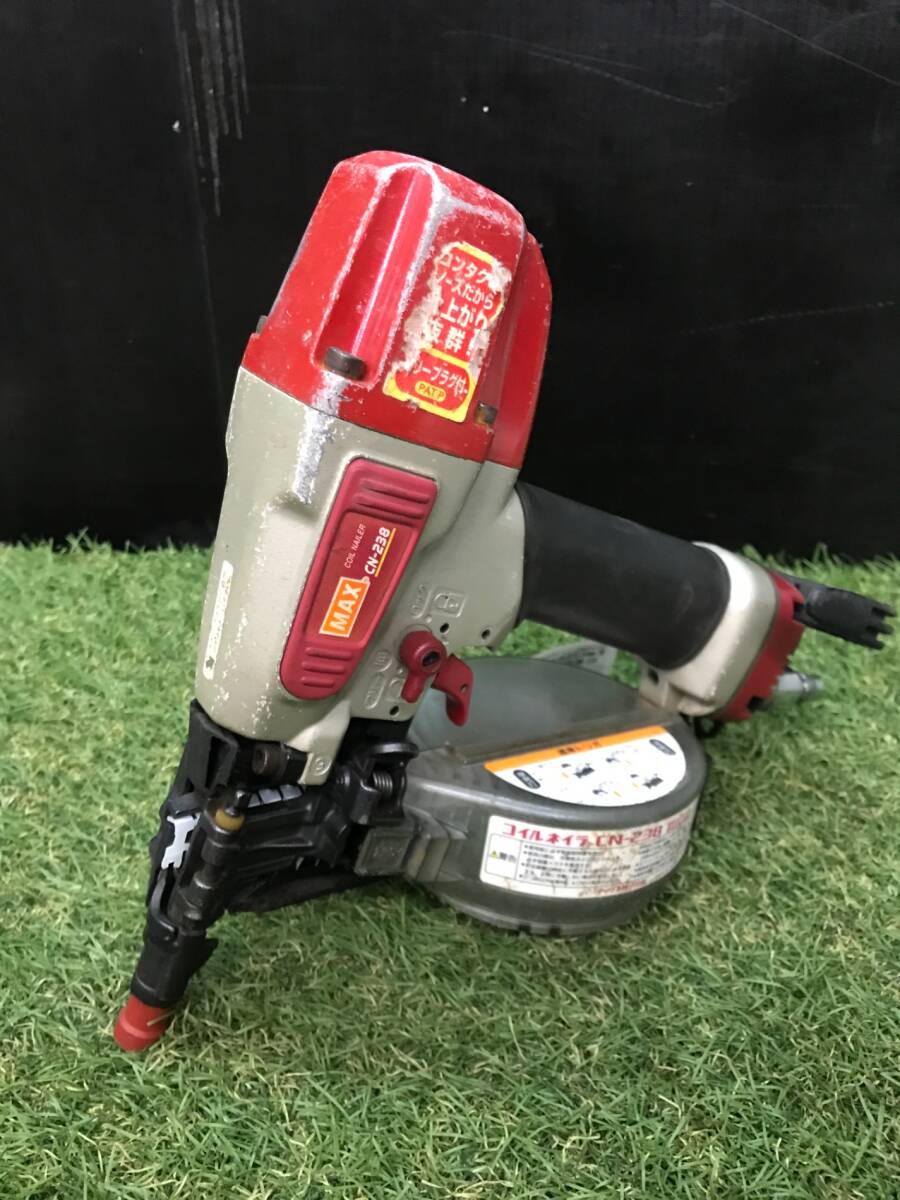 【中古品】 MAX(マックス) 38㎜ 常圧コイルネイラ CN-238　ITSWODAU41XC【0906】