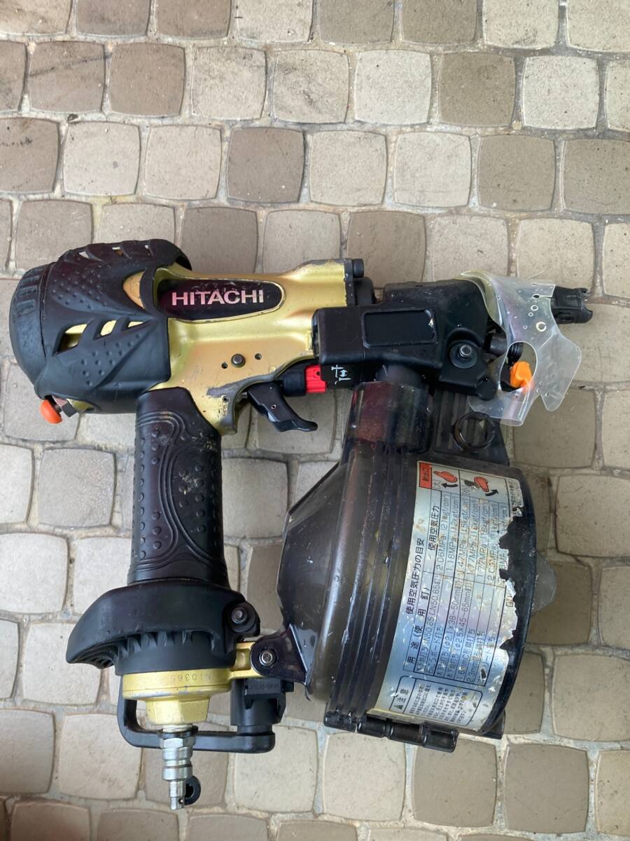 中古品】【0906】☆HiKOKI(日立工機) 50㎜高圧ロール釘打機 中古品】【0906】☆HiKOKI(日立工機) 50㎜高圧ロール釘打機