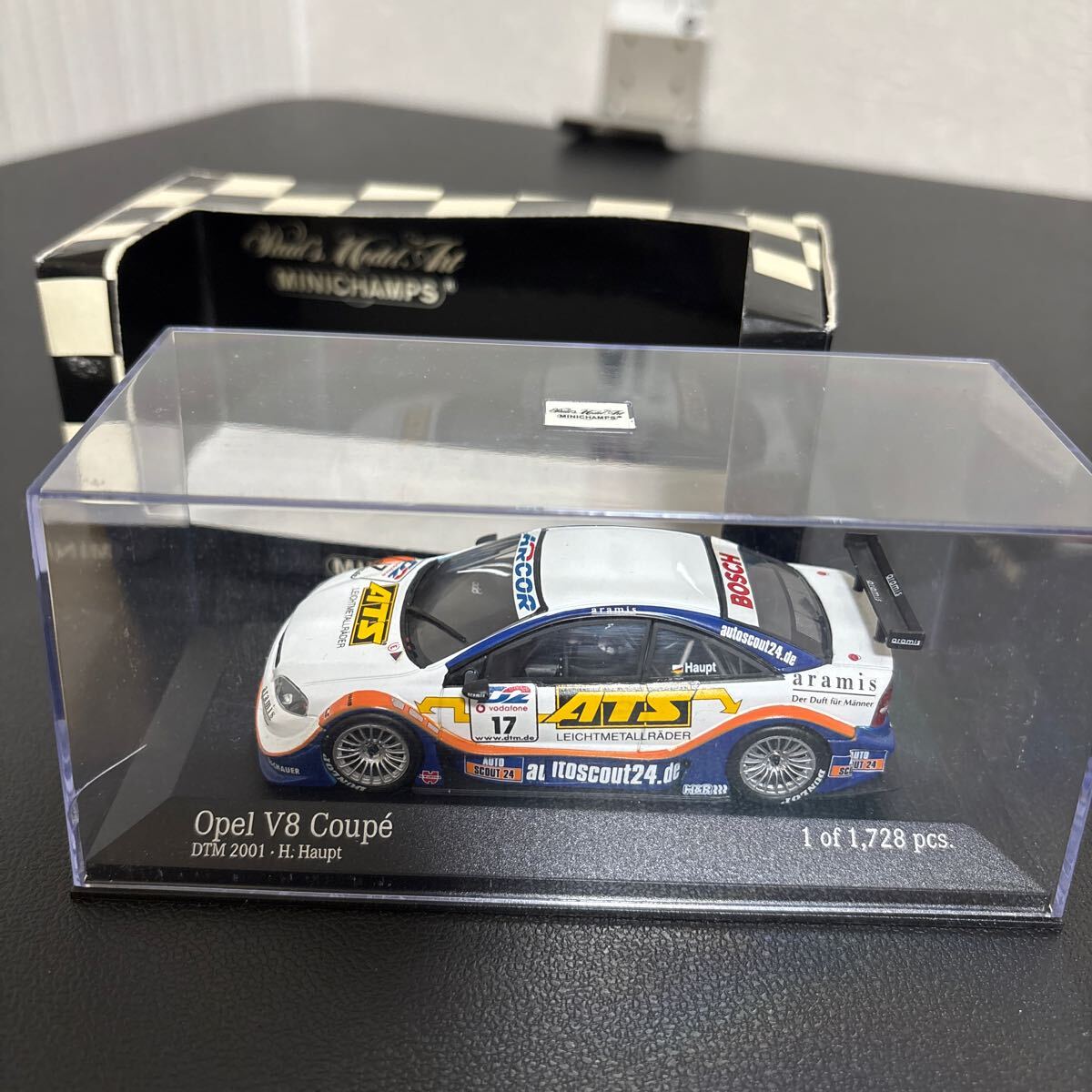 ミニチャンプス オペル V8 クーペDTM 2001 Euroteam H.Haupt ミニカー 1/48 絶版