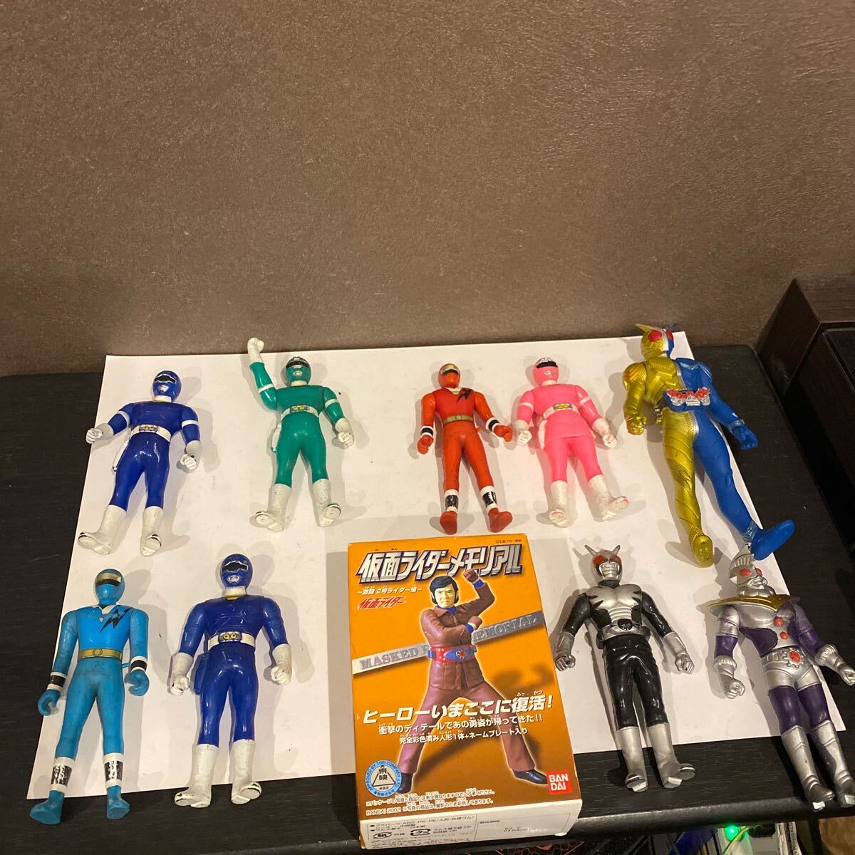 バンダイ フィギュア ウルトラマン 仮面ライダー 戦隊 ソフビ　10体まとめ