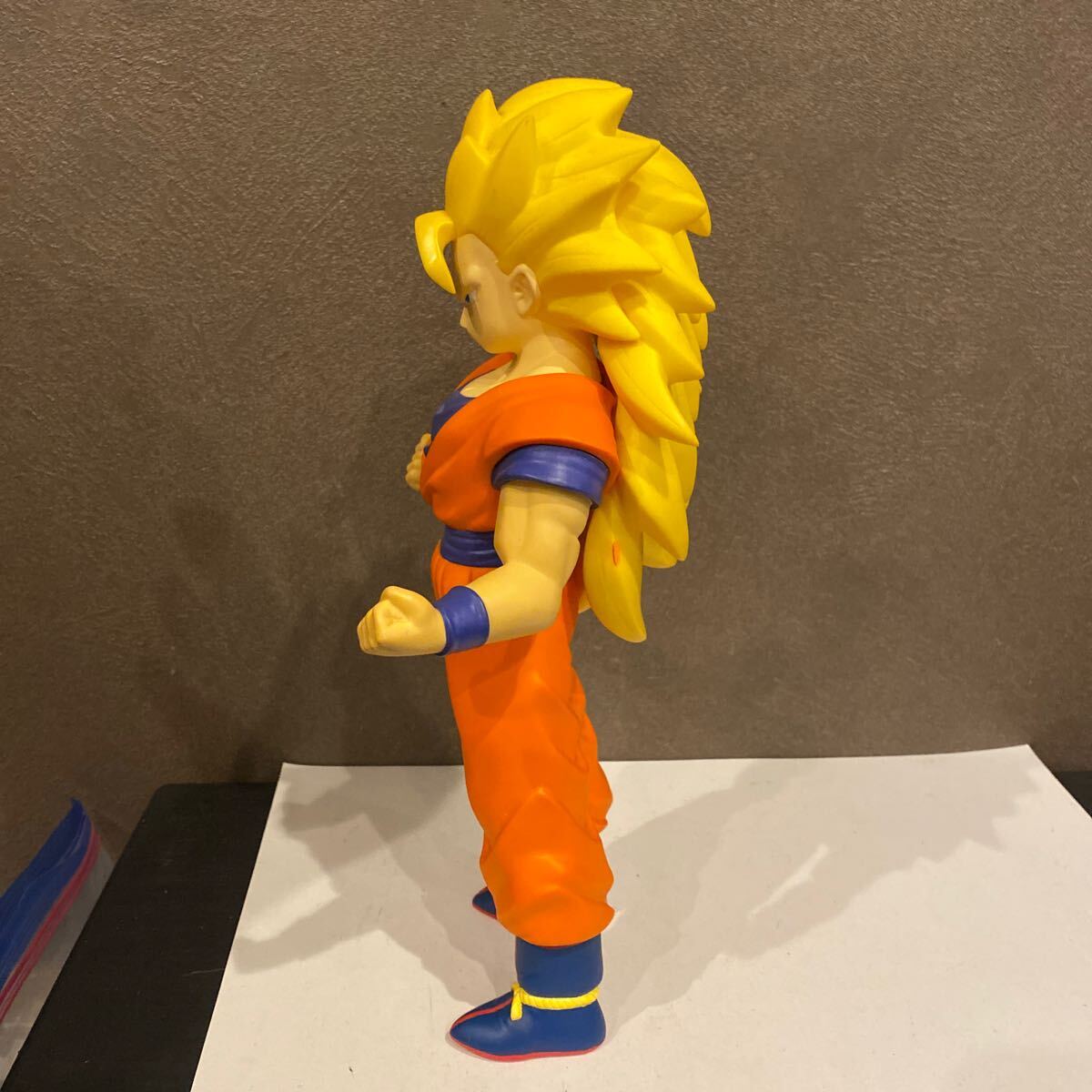 ドラゴンボールスーパーサイヤ人　 孫悟空 フィギュア