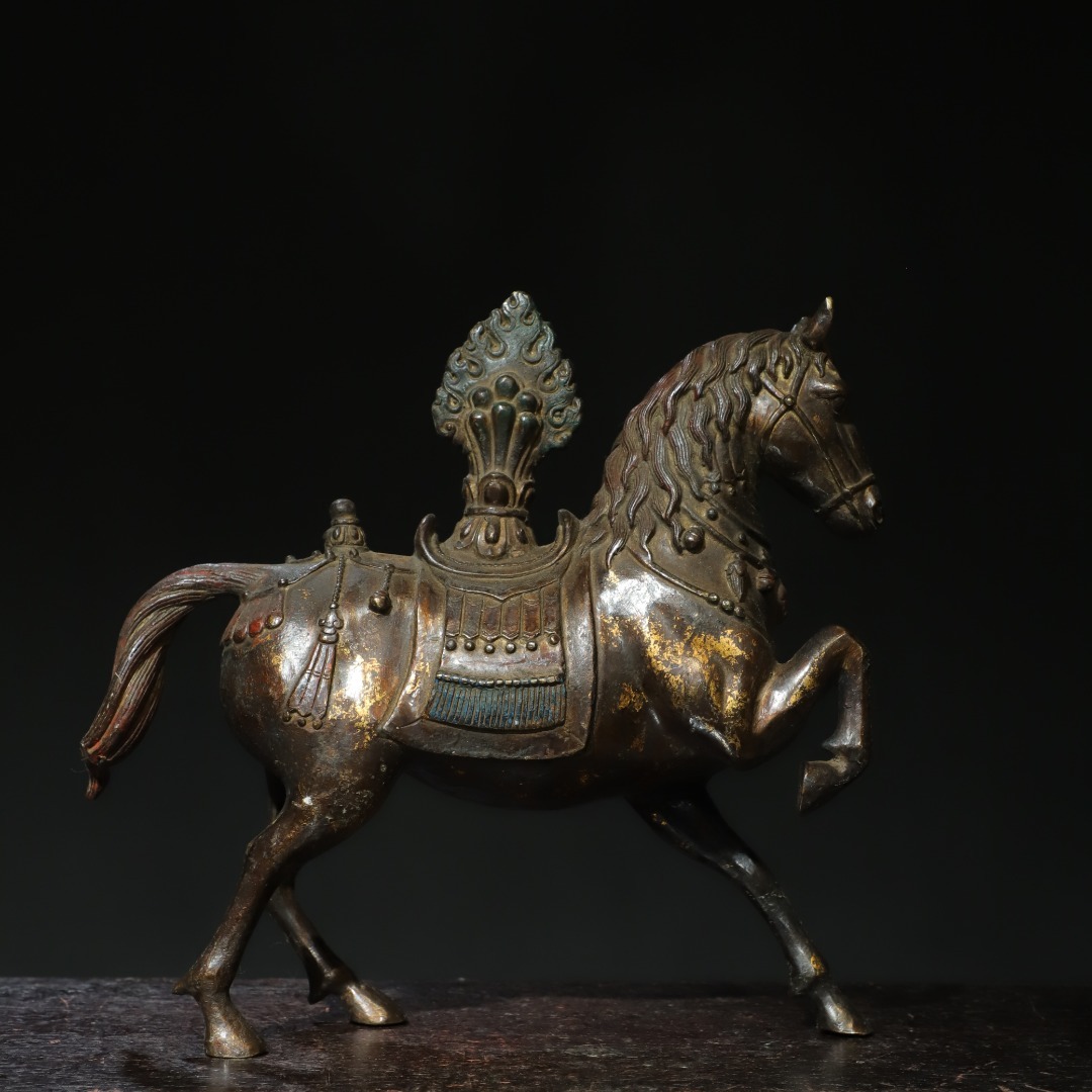 秘藏 唐代時期 局部塗金 狩獵瓶 銅製品 銅器 極細工 希少珍品 古 秘藏 唐代時期 局部塗金 狩獵瓶 銅製品 銅器 極細工 希少珍品 古
