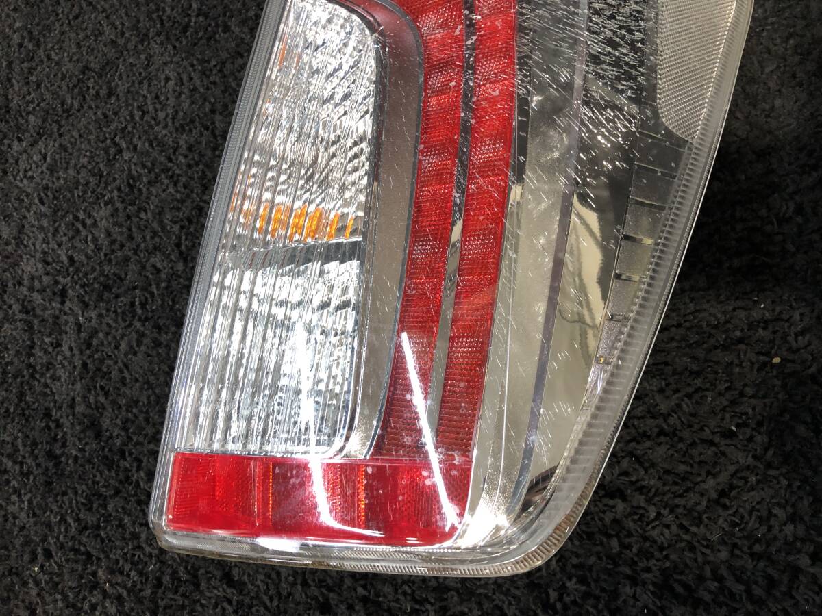プリウス ZVW30 LED テールランプ 左右 運転席 助手席