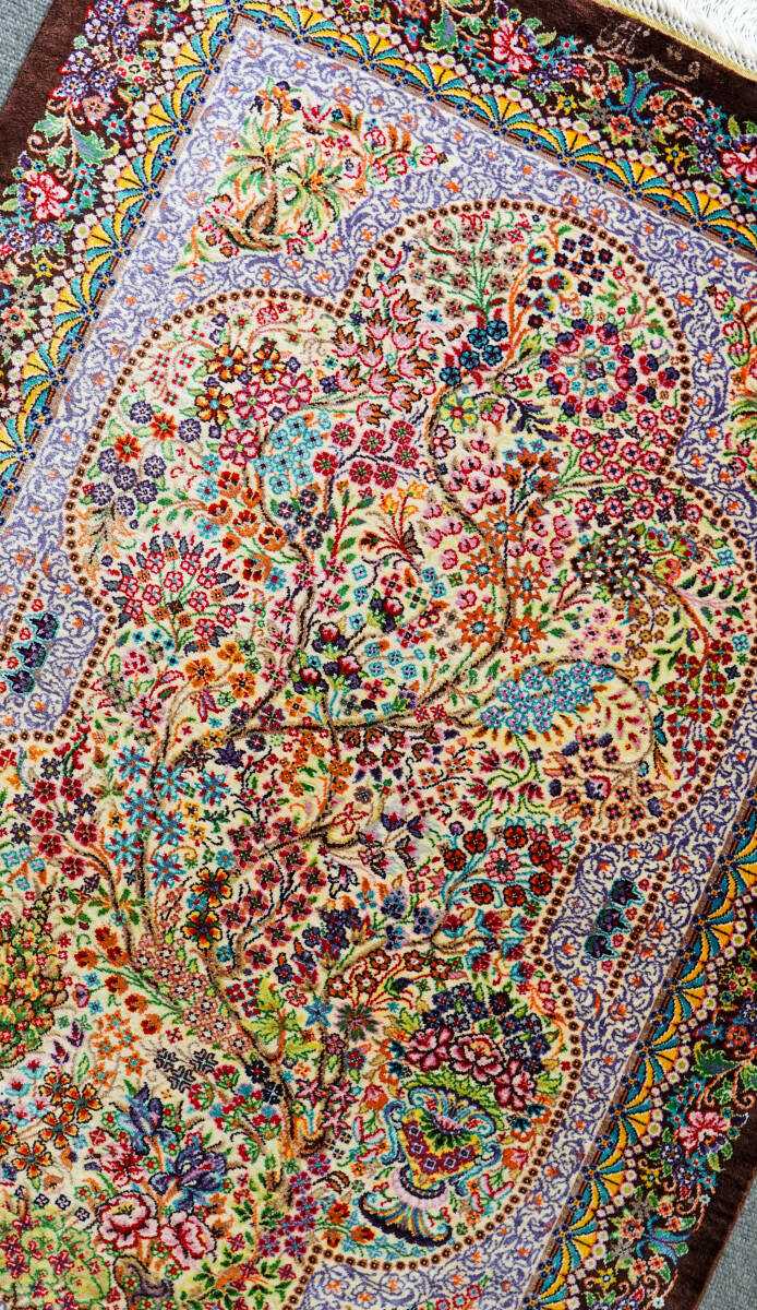 90×61cm ペルシャ絨毯 クム産 ナーリイ房 シルク 100% 証明書付 90×61cm ペルシャ絨毯 クム産 ナーリイ房 シルク 100% 証明書付