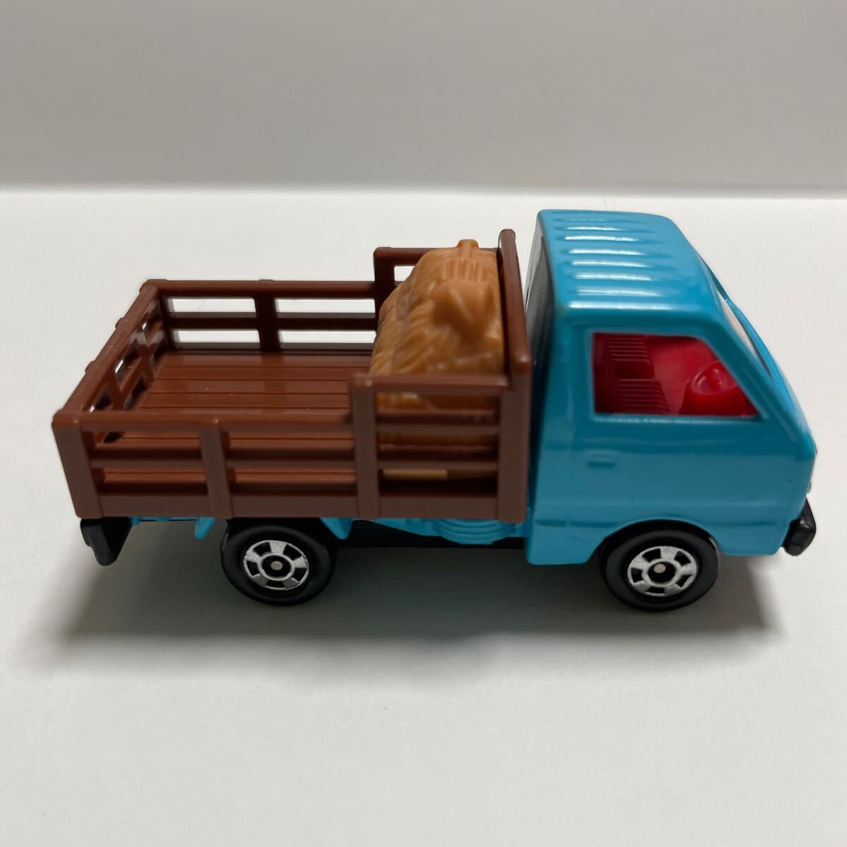Yahoo!オークション - トミカ No.31 スズキ キャリィ 家畜運搬車