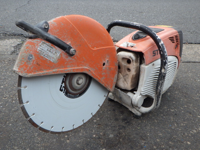 中古 スチール STIHL エンジンコンクリートカッター TS700 新でん