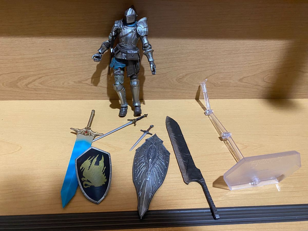 1円〜 未開封 figma 590 デモンズソウル フリューテッドアーマー 1円〜 未開封 figma 590 デモンズソウル フリューテッドアーマー