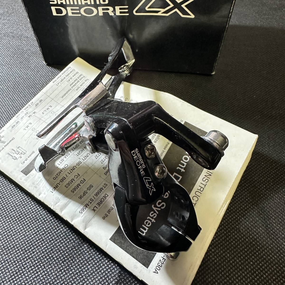 SHIMANO / DEORE LX FD-M565 28.6 NEW OLD STOCK 90s MTB