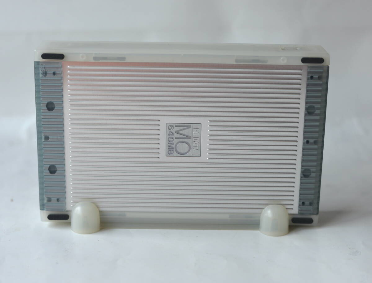 USB MO ドライブ 640MB I・O DATA MOA-AX640S/USB Mac 完動品 USB MO ドライブ 640MB I・O DATA MOA-AX640S/USB Mac 完動品