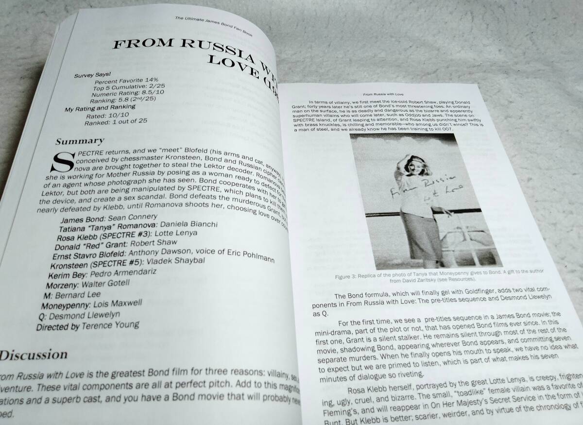 ＜洋書＞007 ジェームズ?ボンド　究極のファン?ブック『The Ultimate JAMES BOND Fan Book』～007映畫の面白さ、事実、トリビア