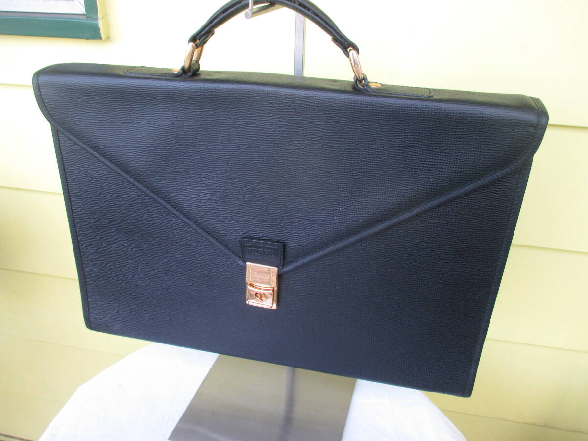 ☆GIANFRANCO FERRE ジャンフランコ フェレ ビジネスバッグ 鍵付