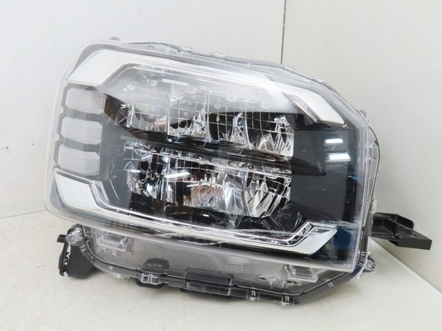 TK様　ダイハツ　タフト　純正ヘッドライト　右 即決有】 ダイハツ タフト LA900S LA910S 純正 右 ヘッドライト