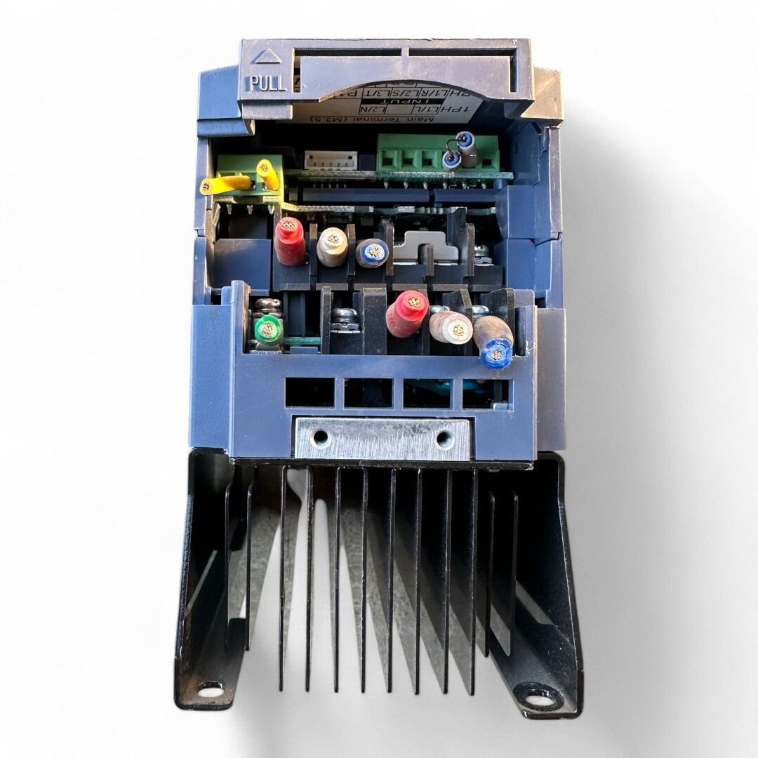 富士電機 FRN0.75E1S-2J インバータ / Fuji Electric Inverter FRN0.75E1S-2J_画像3