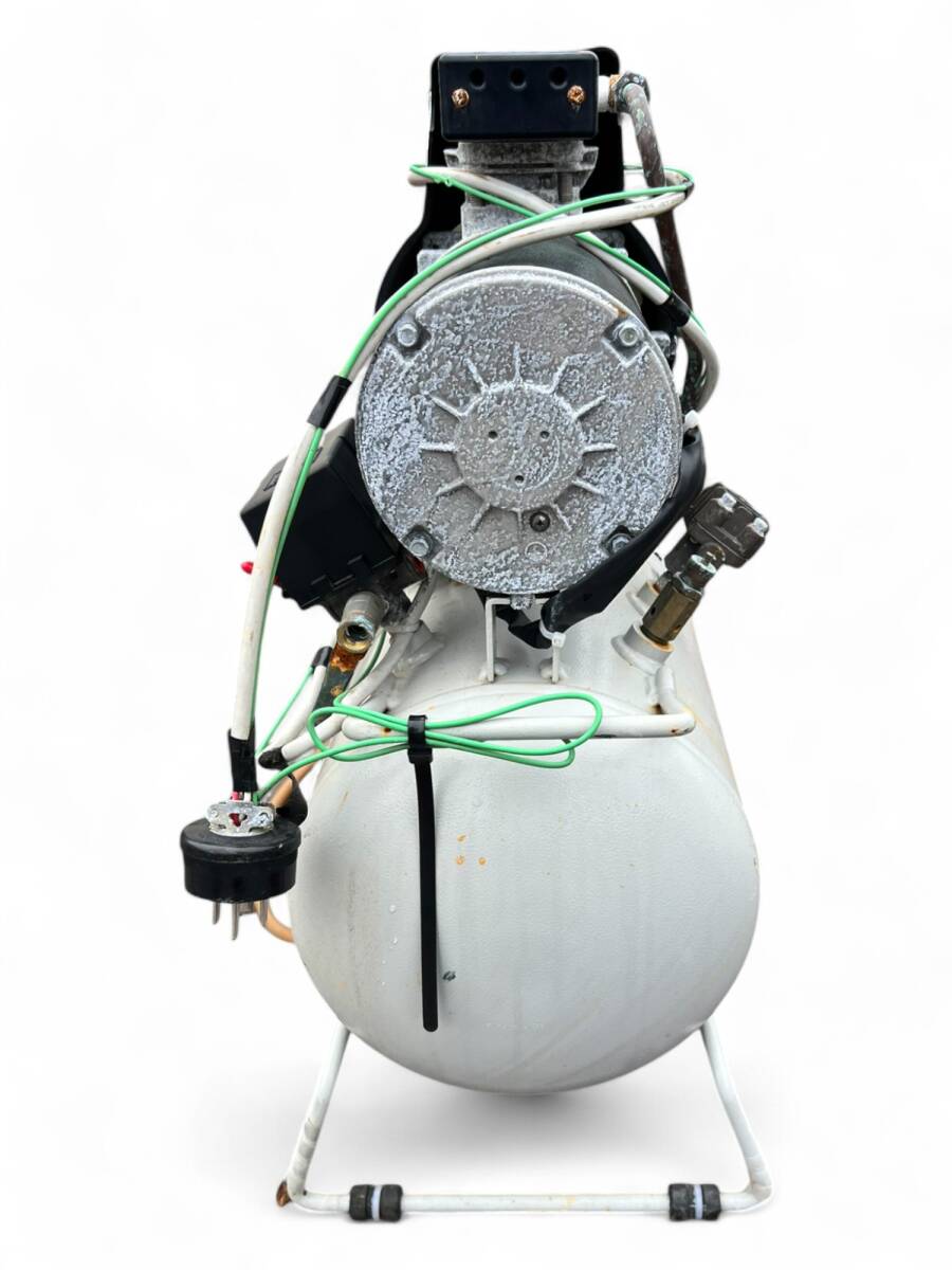 ANEST IWATA レシプロコンプレッサー TFP02C-10M オイルフリー 200V 259W/313W_画像4