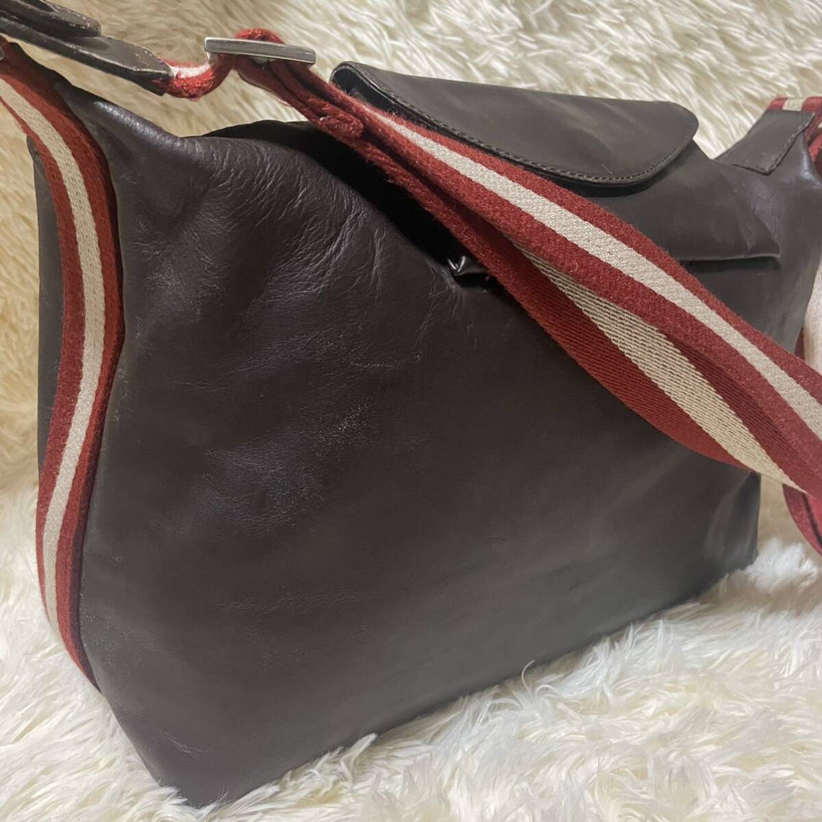 1円 美品 ●BALLY バリー ショルダーバッグ メッセンジャー ビジネス トレインスポッティング レザー 本革 ブラウン 茶 斜め掛け A4 大容量
