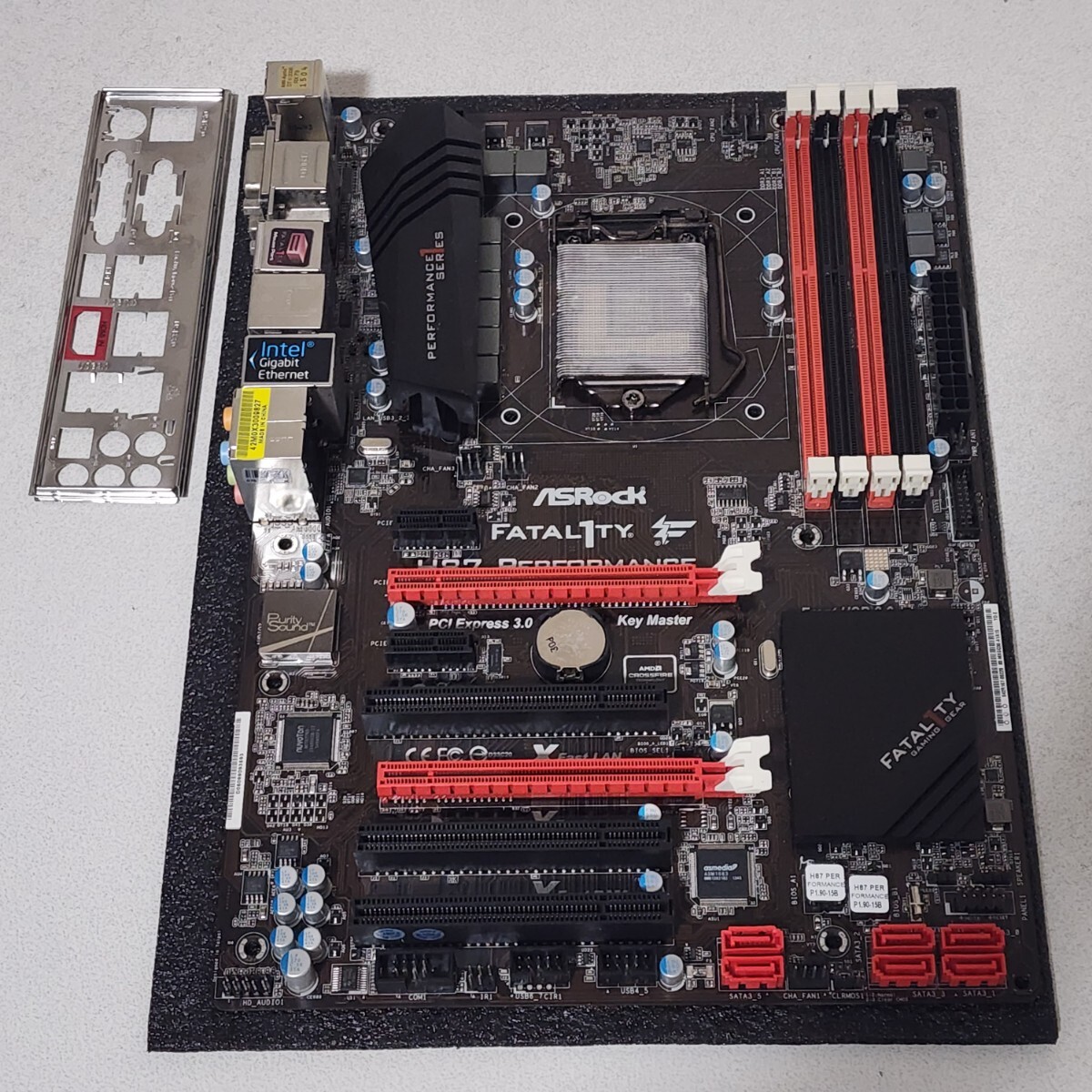 ASRock FATAL1TY H87 PERFORMANCE IOパネル付属 LGA1150 ATX ASRock FATAL1TY H87 PERFORMANCE IOパネル付属 LGA1150 ATX