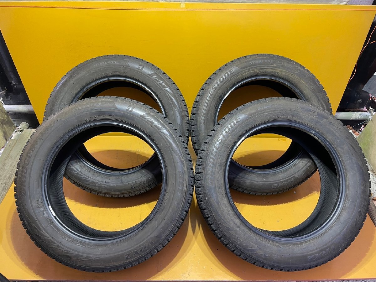 【送料無料】215/60R17 96Q BRIDGESTONE BLIZZAK VRX2【4本セット】★8356