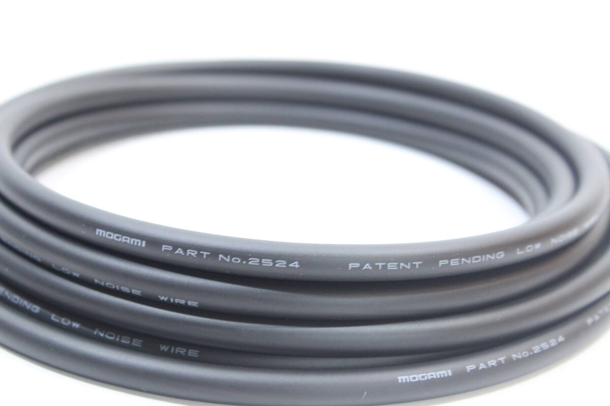 RCAケーブル MOGAMI 2524【 0.5m / RCA-RCA(L型) / ペア 】オーディオ　ライン　REAN　ステレオ　音響　モガミ