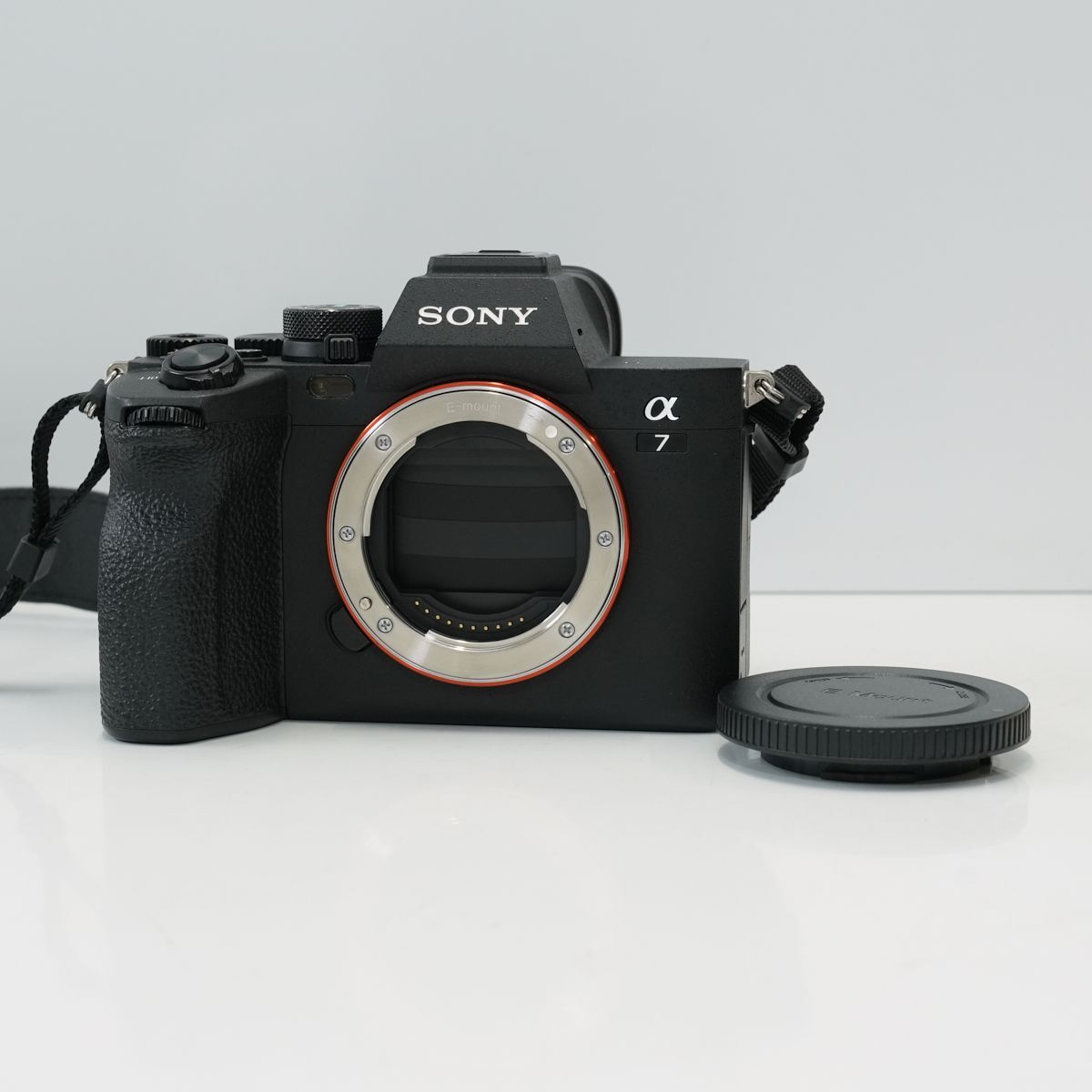 美品】SONY ミラーレス 一眼カメラ α7 IV ILCE-7M4 ボディ(SONY 美品】SONY ミラーレス 一眼カメラ α7 IV ILCE-7M4 ボディ(SONY