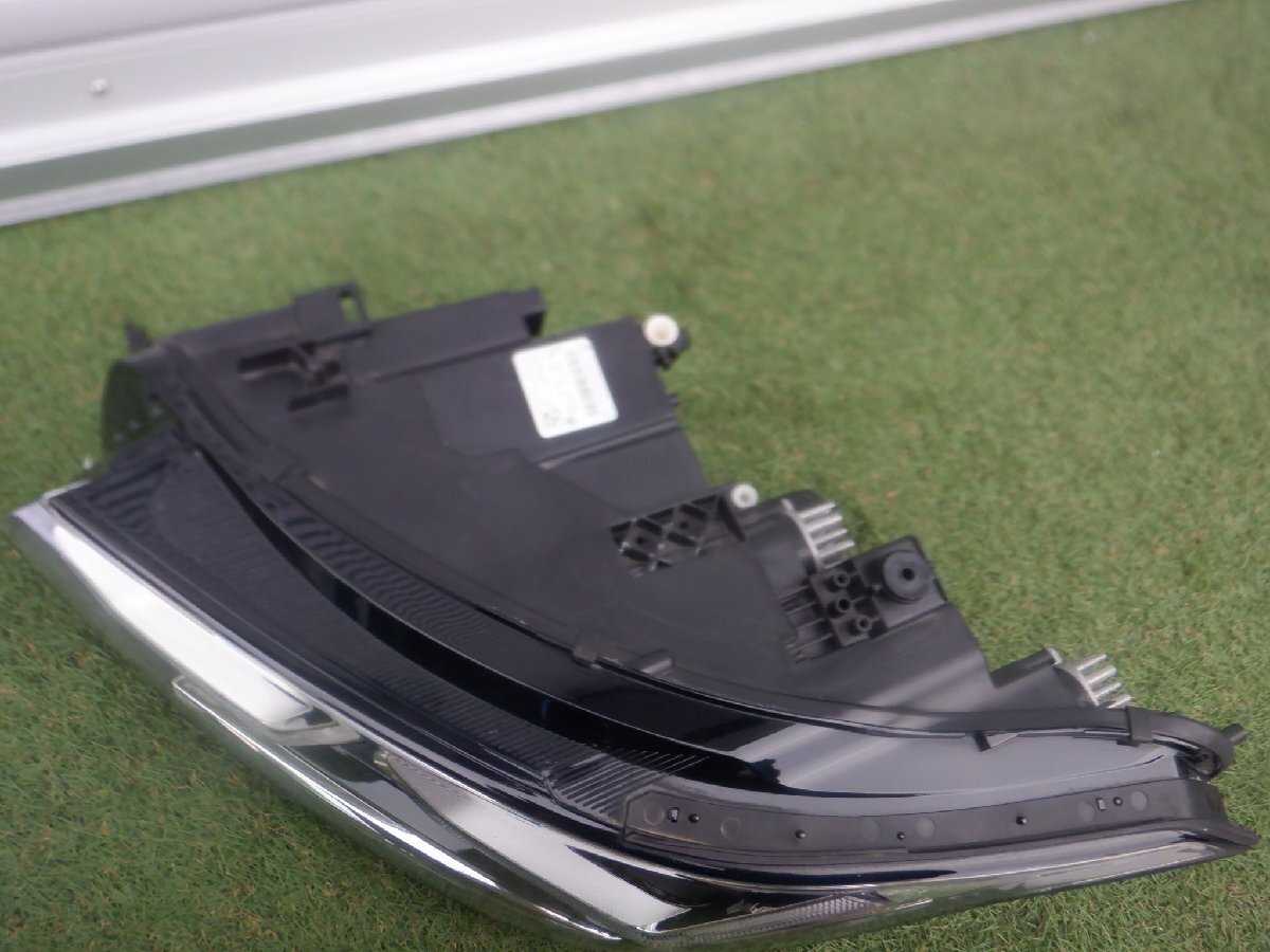 ワーゲン純正 VW 5N ティグアン LED ヘッドライト ヘッドランプ 左側(cè) 助手席 5NC941081C m-24-11-26