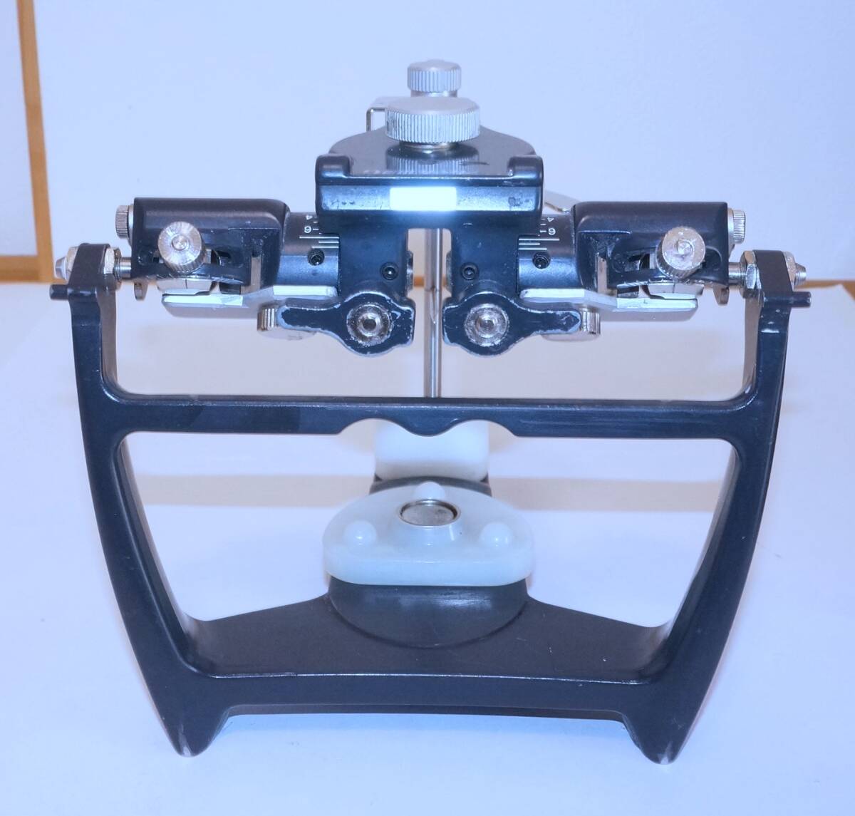 プロアーチ ⅢEG 松風 ProArch 3EG 半調節性咬合器 歯科 技工 プロアーチ ⅢEG 松風 ProArch 3EG 半調節性咬合器 歯科 技工