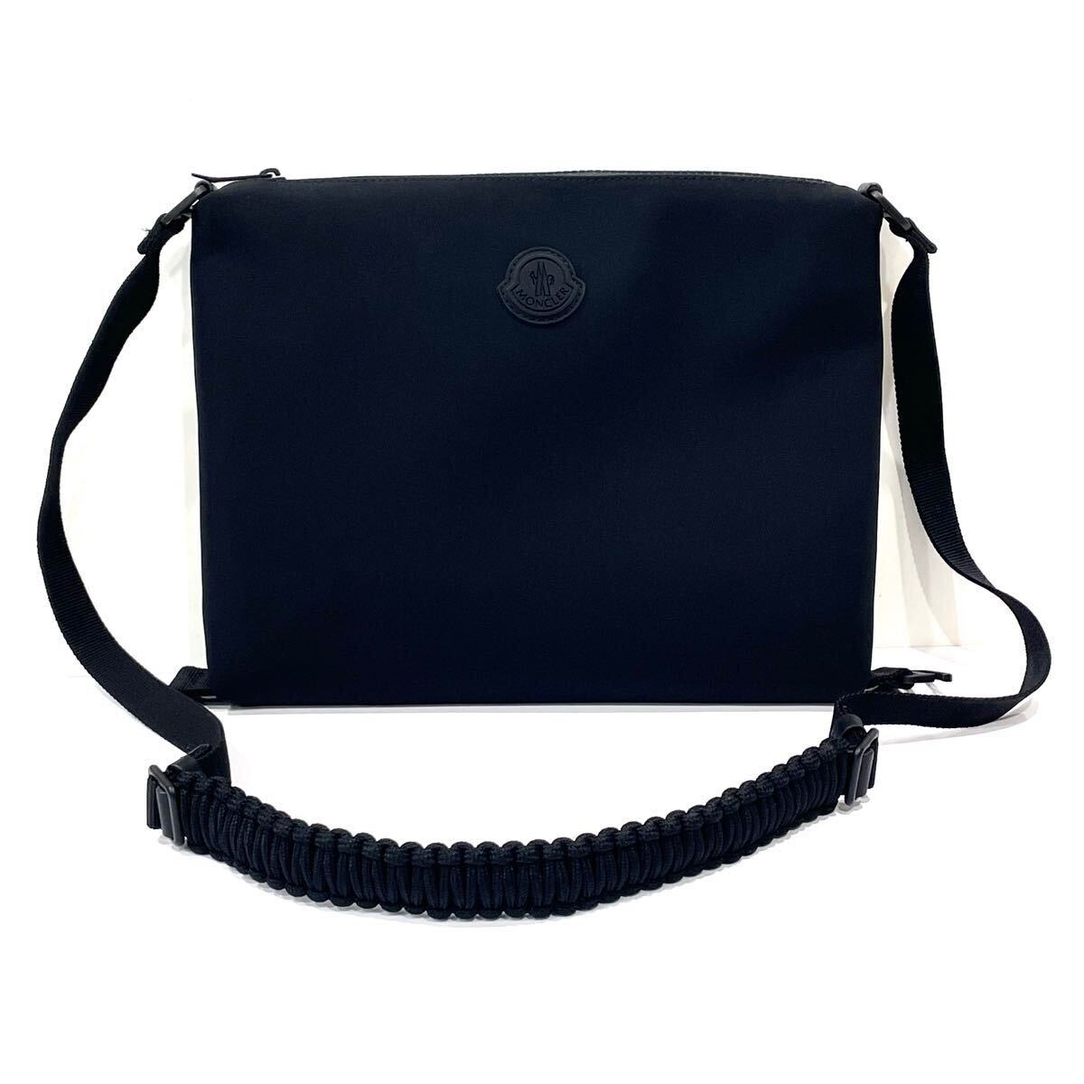 国内正規美品 MONCLER モンクレール PRYSM クロスボディバッグ 国内正規美品 MONCLER モンクレール PRYSM クロスボディバッグ