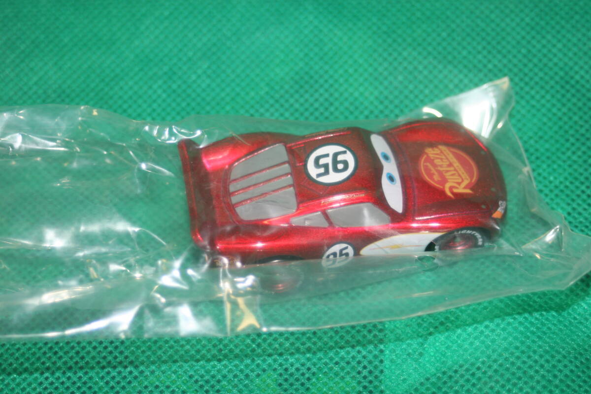 The Cars * Tomica C-03 подсветка * Mac .-n cruising модель Disney Cars Lightning McQueen