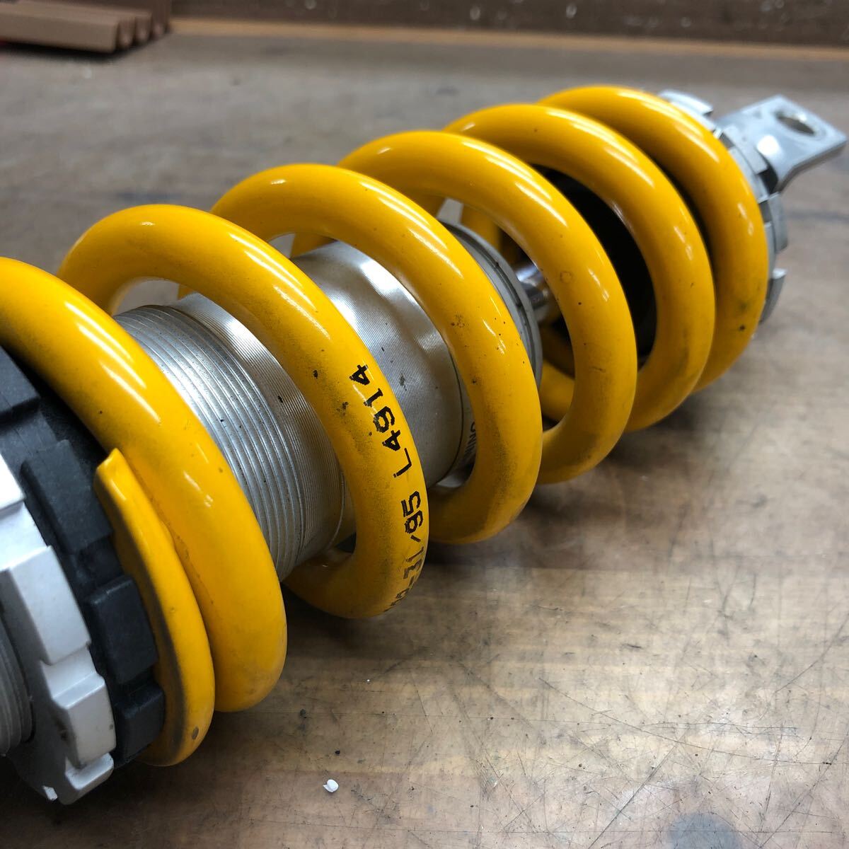 * XSR900 RN46J-000~ снимать Ohlins задняя подвеска 