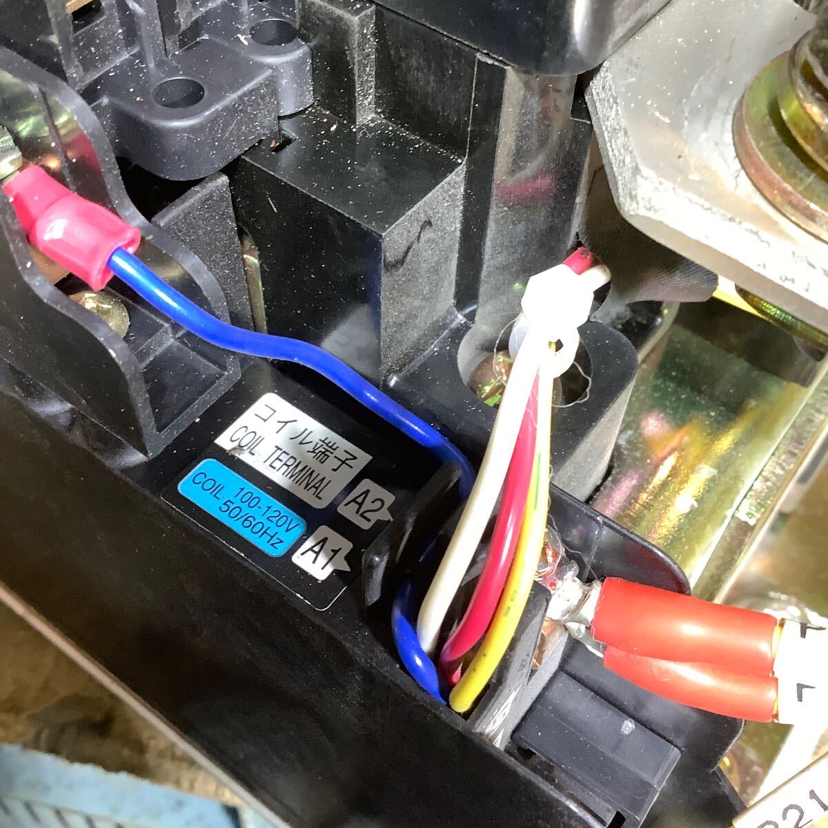 名電 電磁接触器PAKー300HーW(コイル電圧100v)中古品現状渡し品 名電 電磁接触器PAKー300HーW(コイル電圧100v)中古品現状渡し品