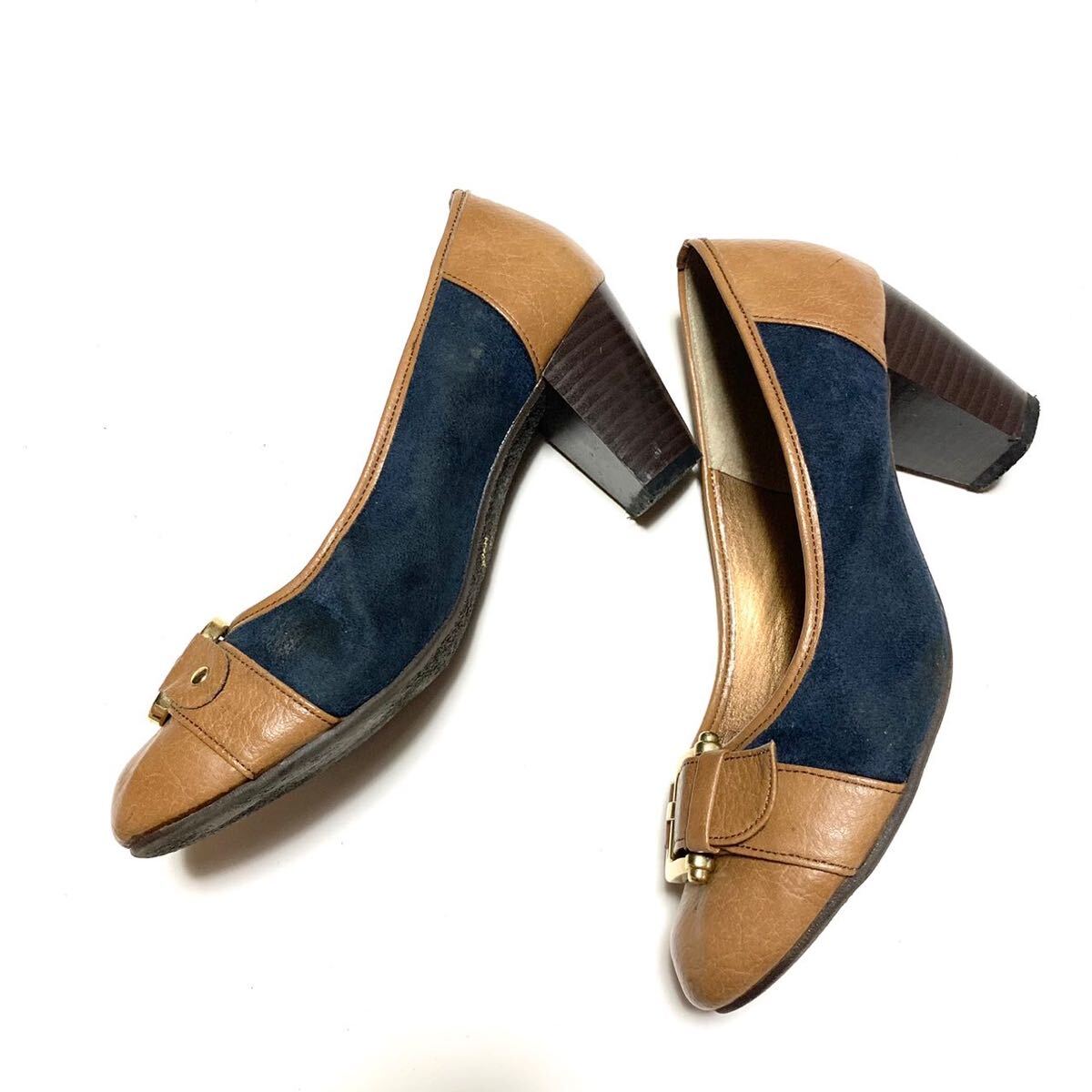 レザー調スエードベルトパンプス 23.0 ネイビーバイカラー シュガーシュガー sugarsugar 起毛 ピーチスキン 紺 ベージュ ヒール_画像3