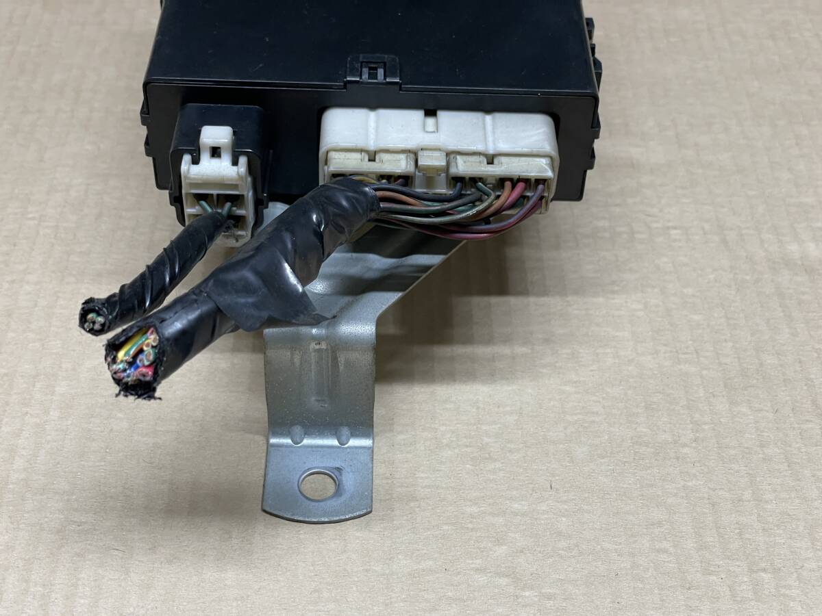 item_image_3