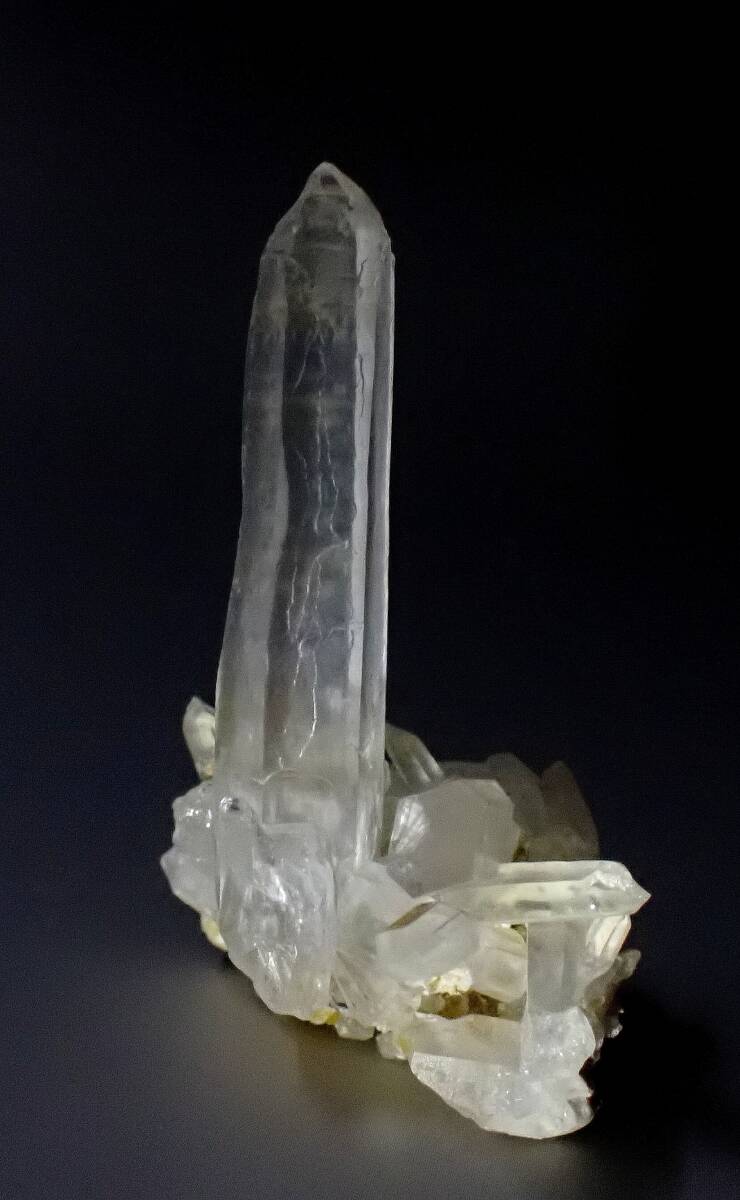 【154g】インド産 ゼオライト 母岩付 鉱物標本 154g】インド産 ゼオライト 母岩付 鉱物標本 その他