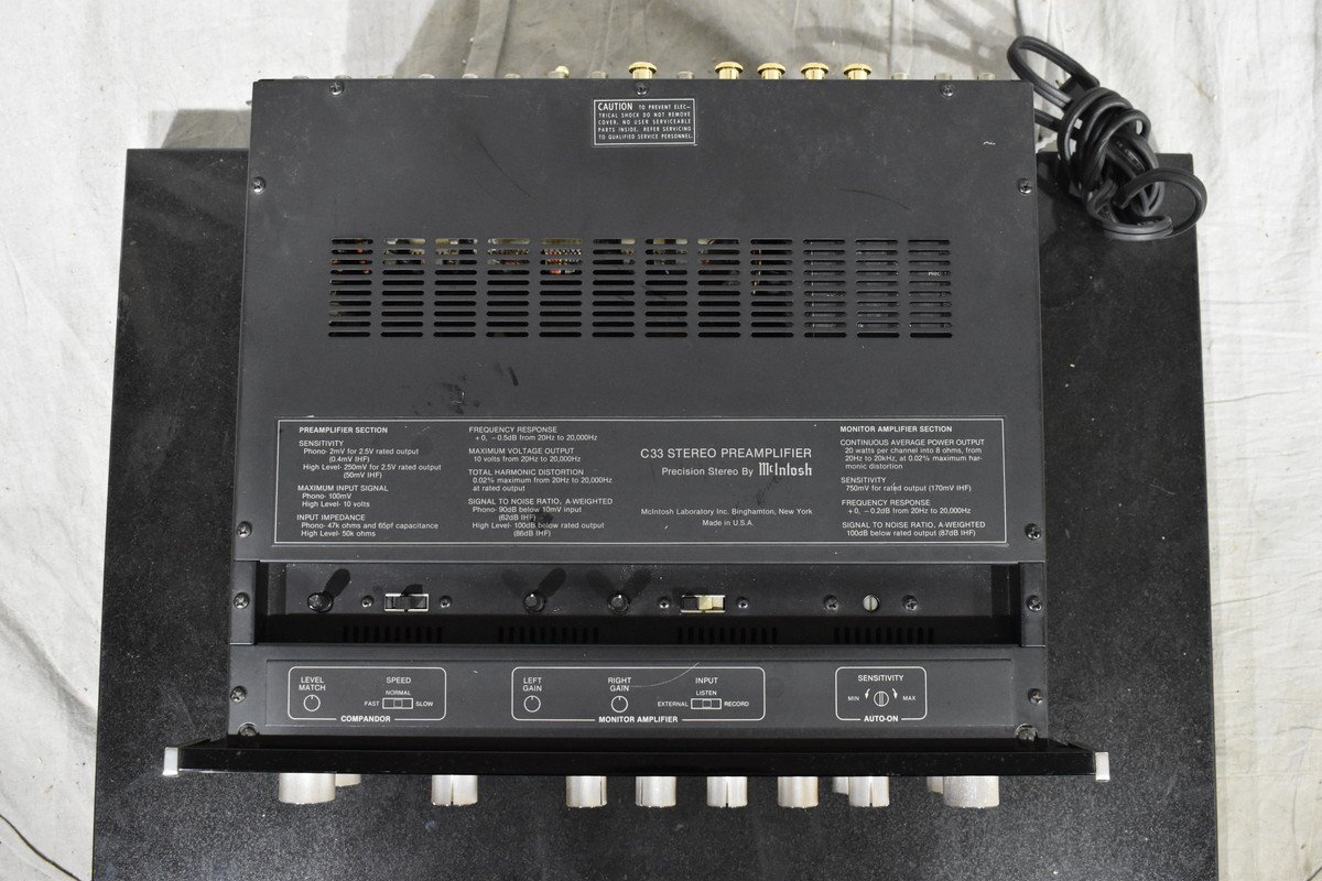 マッキントッシュ　McIntosh C-33 junk プリアンプ マッキントッシュ McIntosh C-33 junk プリアンプ