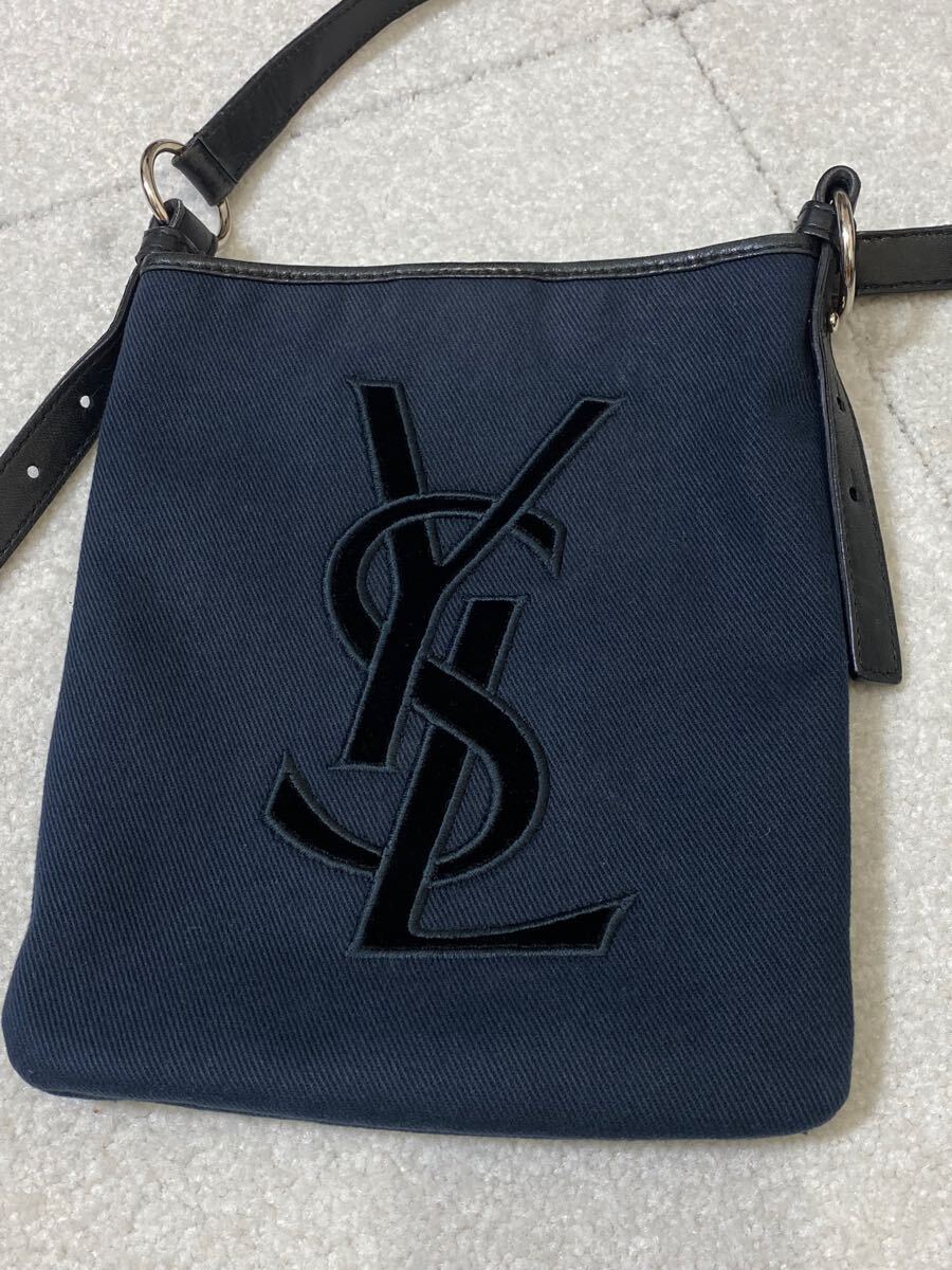 8083 Yves saint Laurent ショルダーバッグ 紺色 ネイビー イヴ 8083 Yves saint Laurent ショルダーバッグ 紺色 ネイビー イヴ