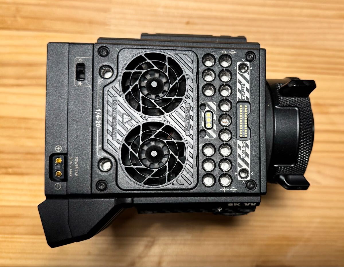 RED DIGITAL CINEMA MONSTRO 8K VV DSMC2 ランタイム1415時間 RED DIGITAL CINEMA MONSTRO 8K VV DSMC2 ランタイム1415時間