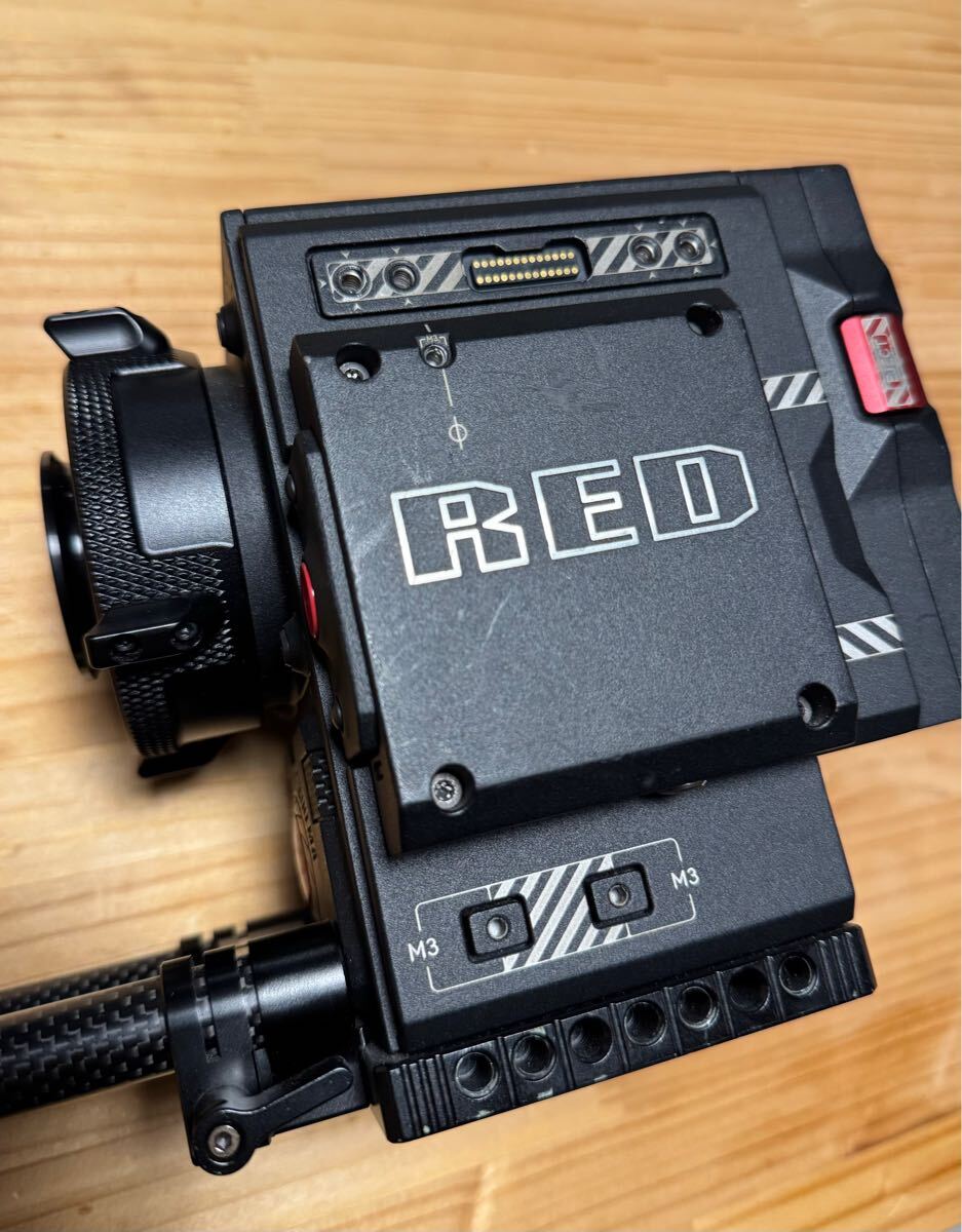 RED DIGITAL CINEMA MONSTRO 8K VV DSMC2 ランタイム1415時間 RED DIGITAL CINEMA MONSTRO 8K VV DSMC2 ランタイム1415時間