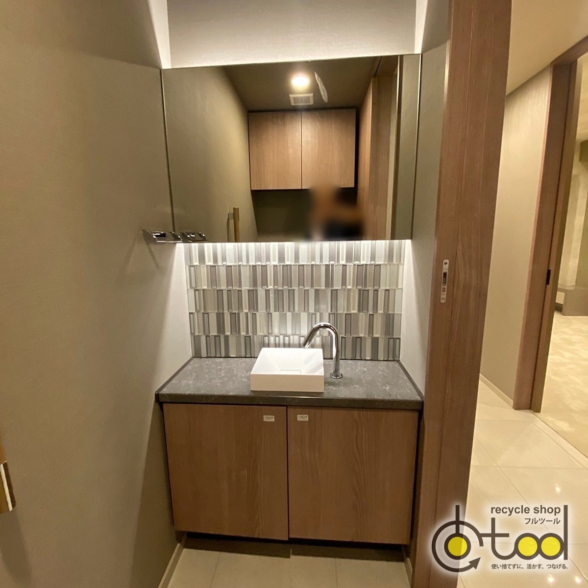 Yahoo!オークション - 【大阪】タカラ ミラー付きトイレ手洗い台 Yahoo!オークション - 【大阪】タカラ ミラー付きトイレ手洗い台
