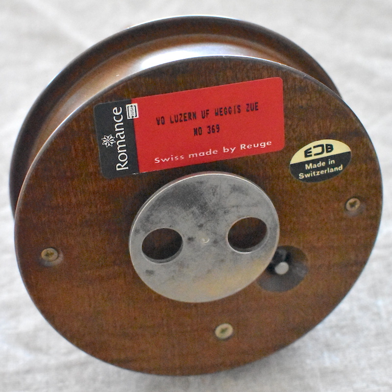  роман ( дракон ju) REUGE / кукла есть музыкальная шкатулка 