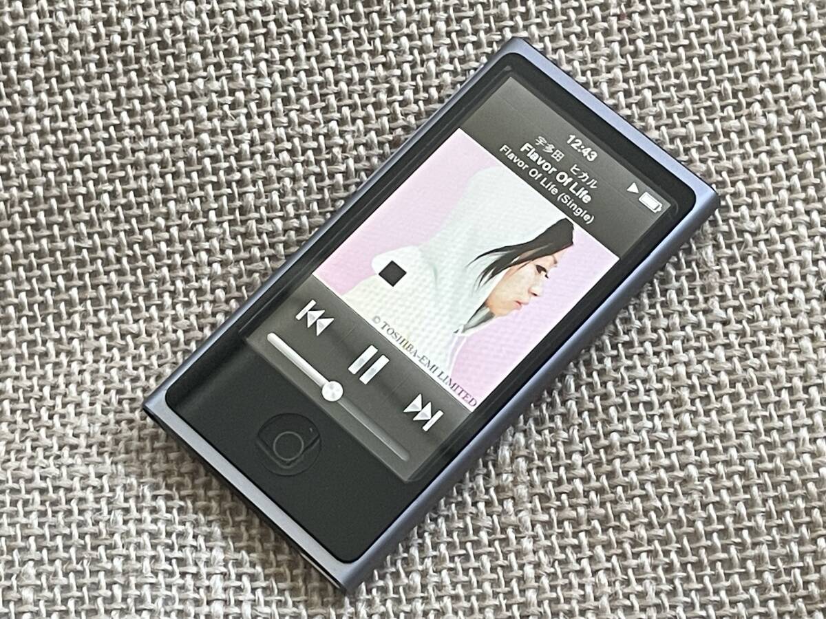 美品即決【付属品新品】Apple 第7世代 iPod nano 16GB グレー 美品即決【付属品新品】Apple 第7世代 iPod nano 16GB グレー