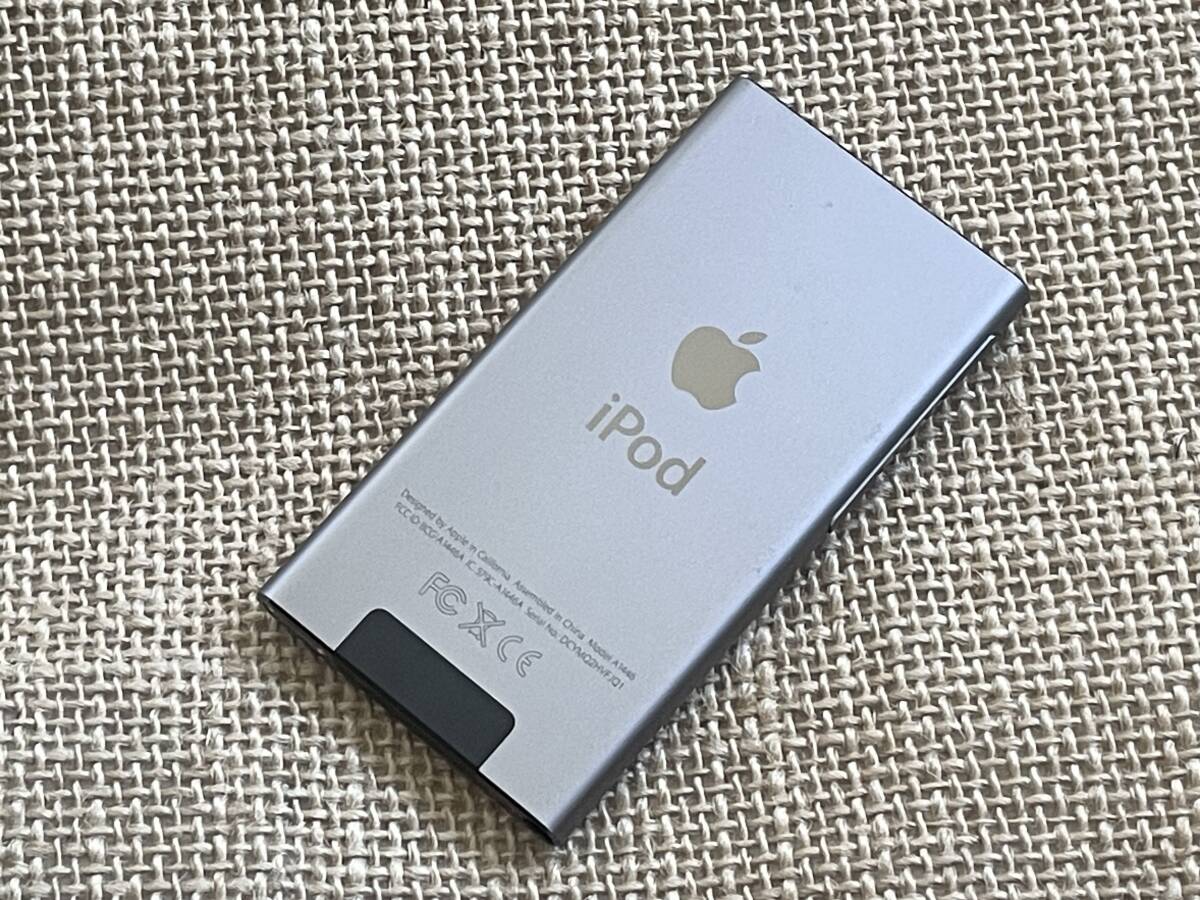 美品即決【付属品新品】Apple 第7世代 iPod nano 16GB グレー 美品即決【付属品新品】Apple 第7世代 iPod nano 16GB グレー