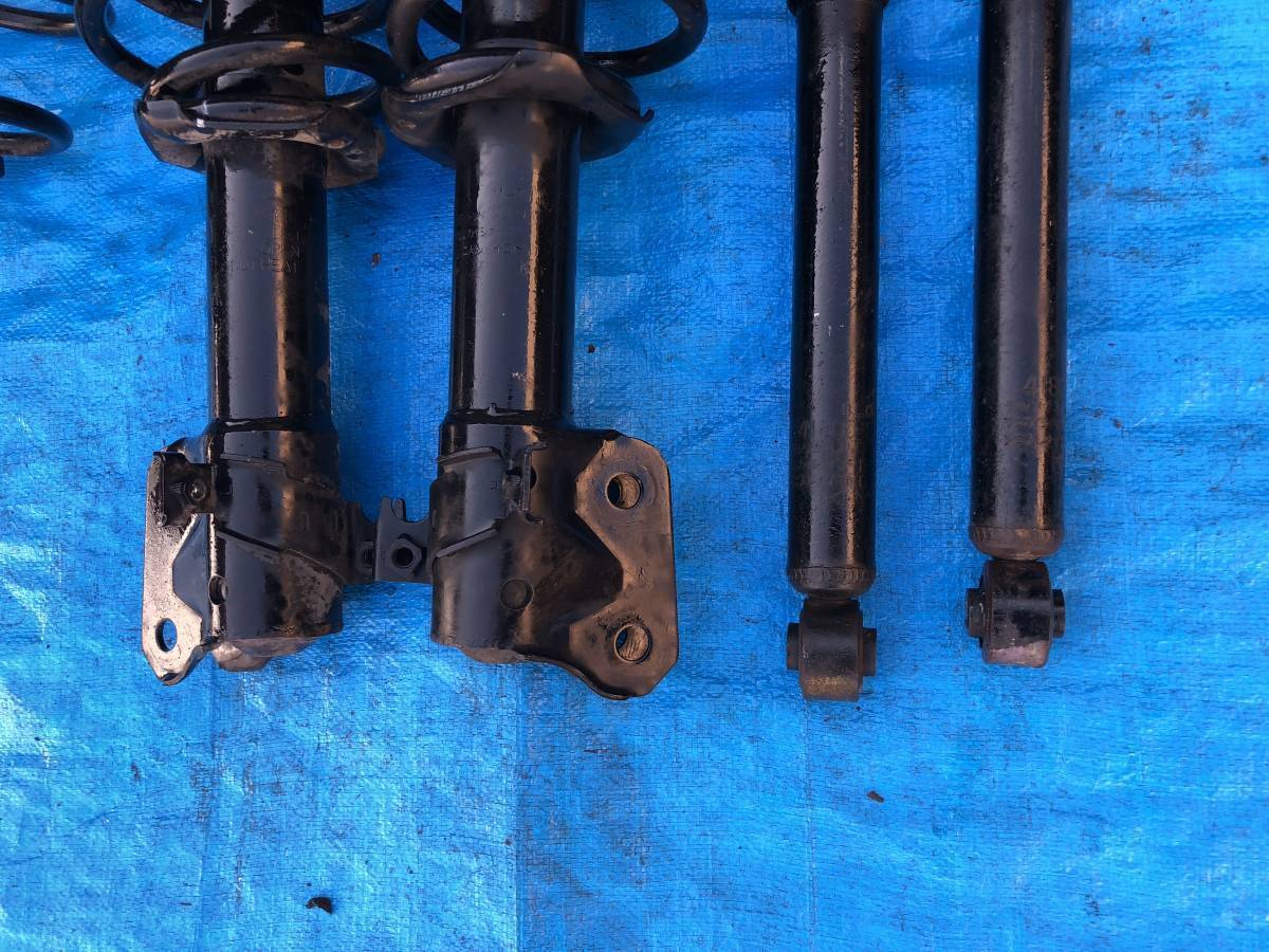 日産 MG21S モコ MF21S MRワゴン サスペンション 左右 ストラット 漏れなし リアショックアブソーバー スプリング バネ リア_画像2