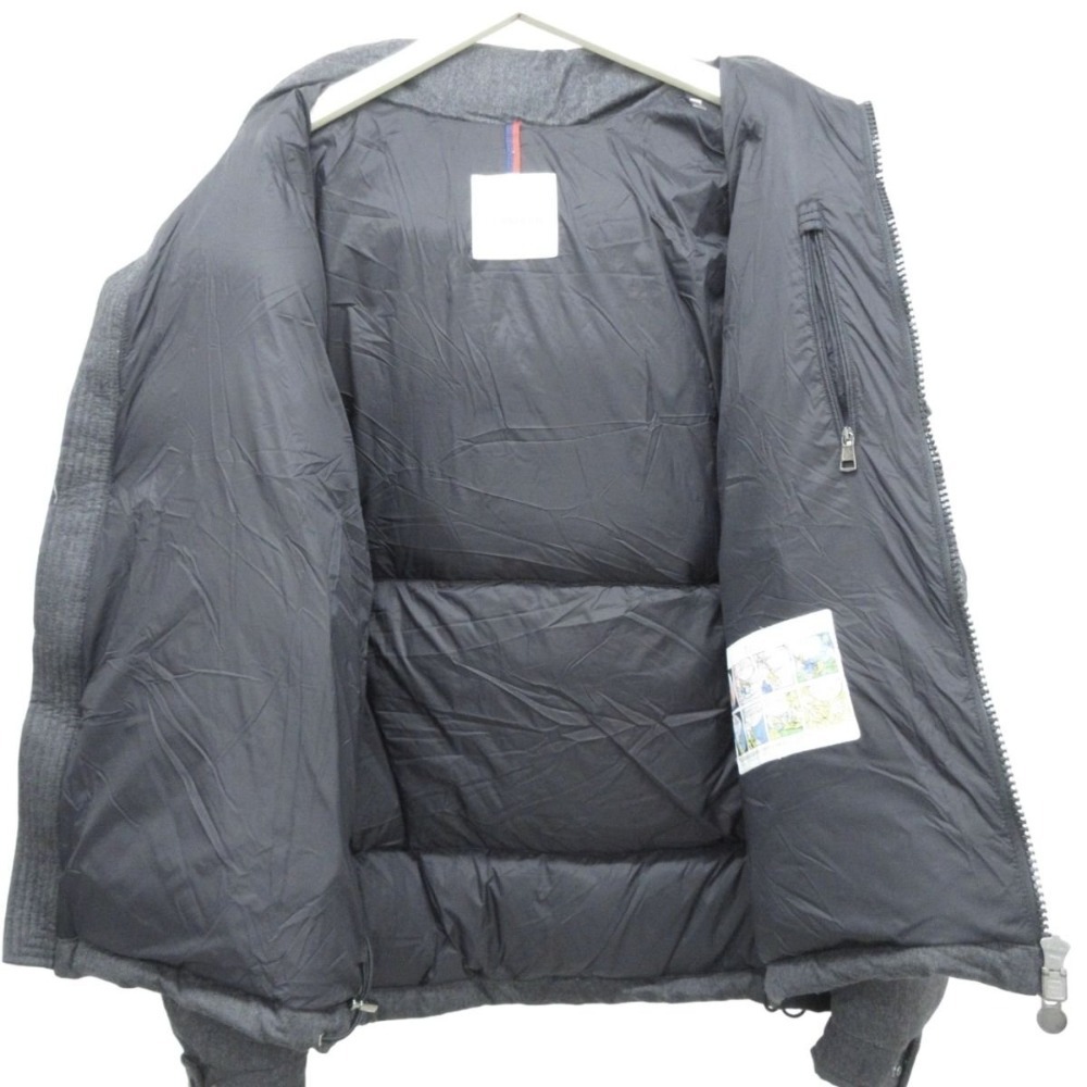 美品 MONCLER モンクレール MONTGENEVRE モンジュネーブル ロゴ 美品 MONCLER モンクレール MONTGENEVRE モンジュネーブル ロゴ