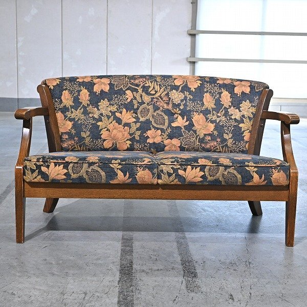 未使用 展示品 三越ブルージュ 18万 2人掛けソファ オーク材 無垢 2P 布 花柄 植物柄 カントリー クラシック 楢材 伊勢丹 アームソファ