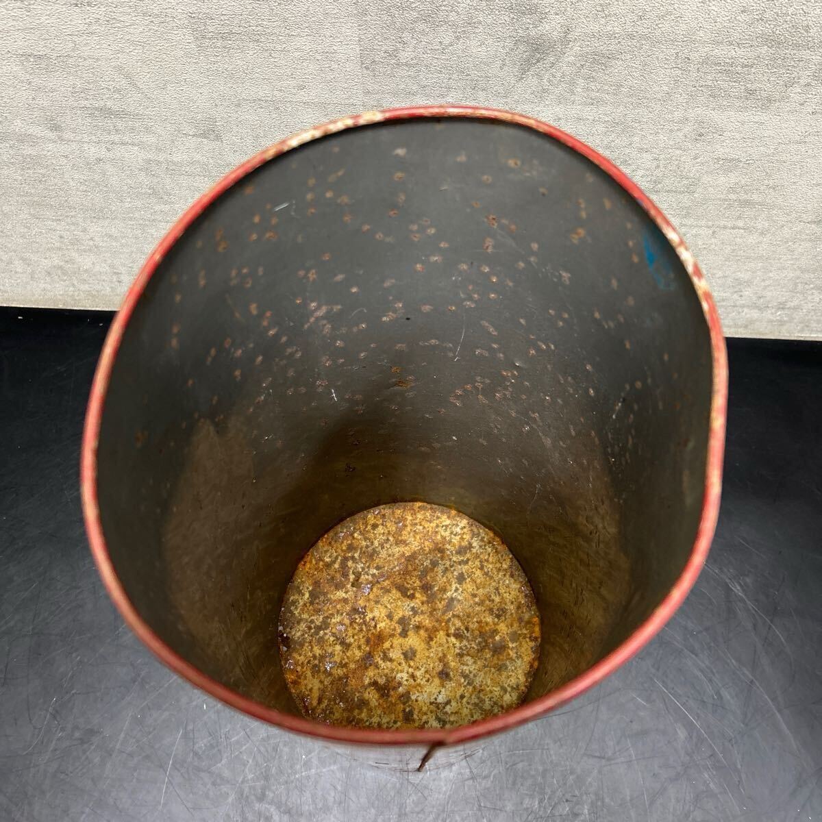 LARK ラーク ゴミ箱 スチール缶 ダストボックス 当時物 傘立て LARK ラーク ゴミ箱 スチール缶 ダストボックス 当時物 傘立て